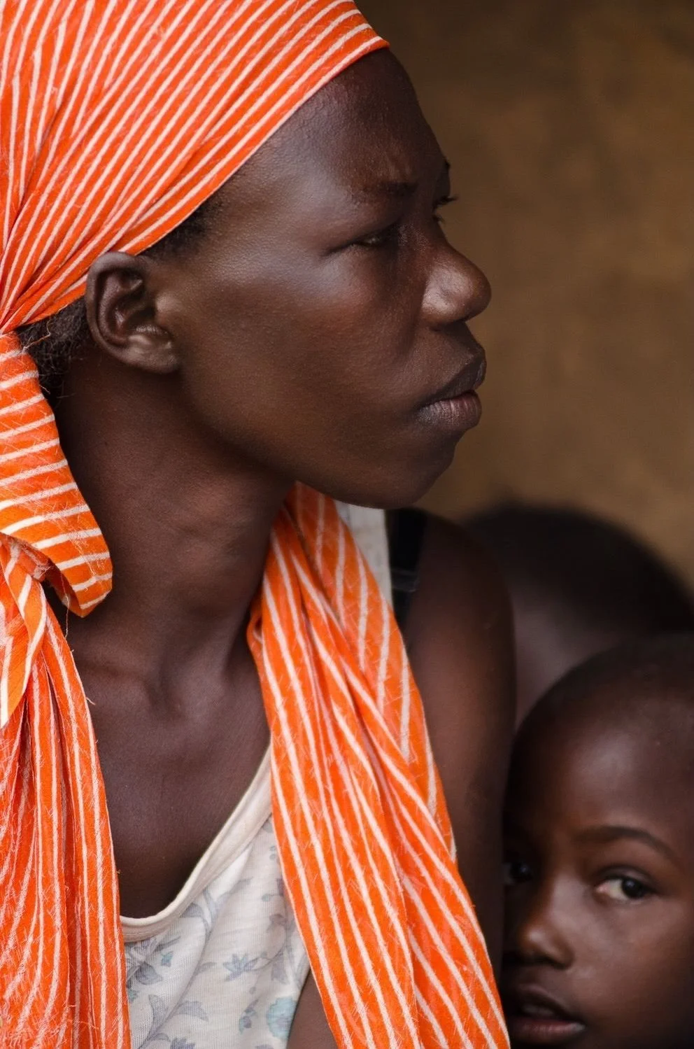 African woman with her child.