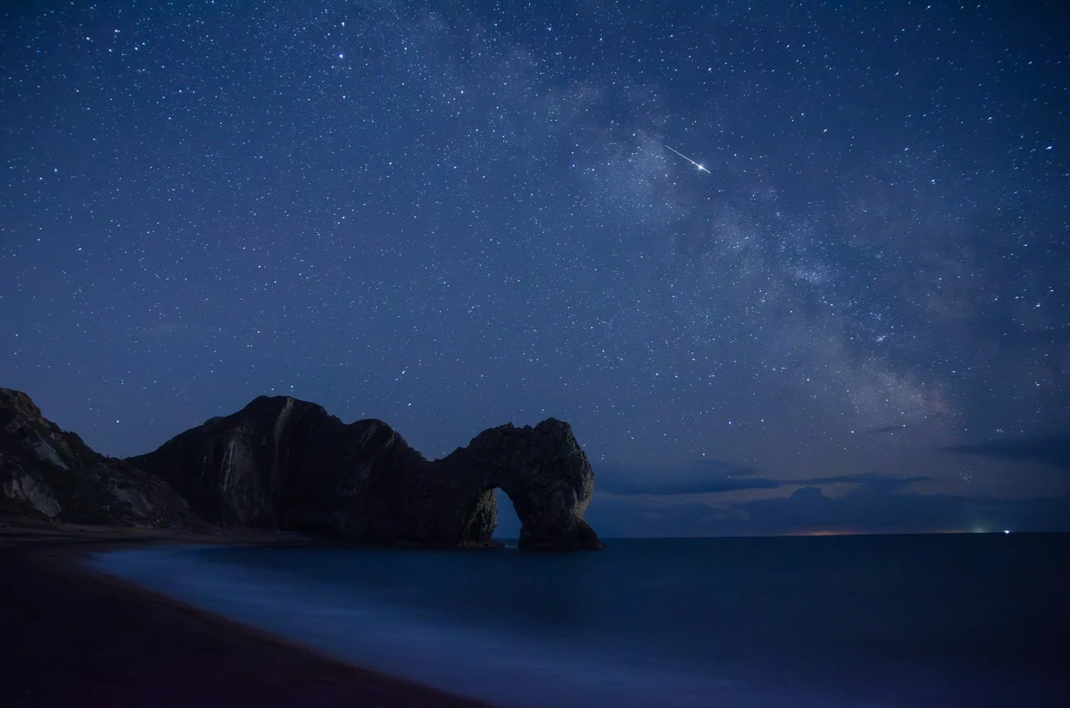 Durdle Door, Dorset	

  Water + Edges, Atmosphere + Light  	