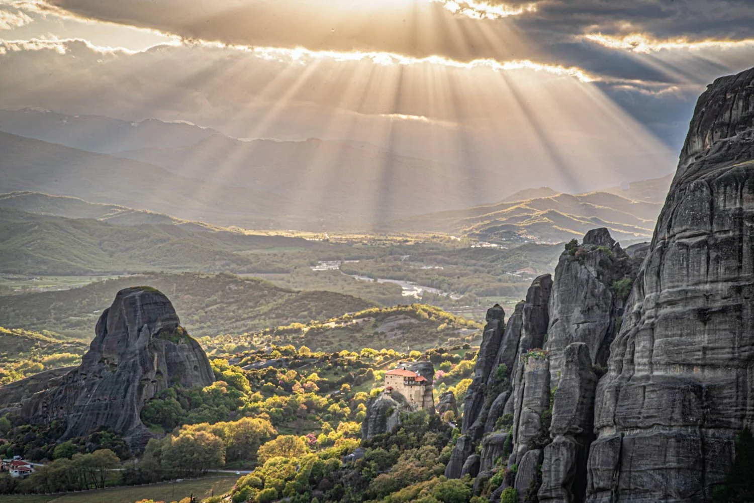 Sun rays over Mateora - Greece

  Built Traces, Atmosphere + Light  