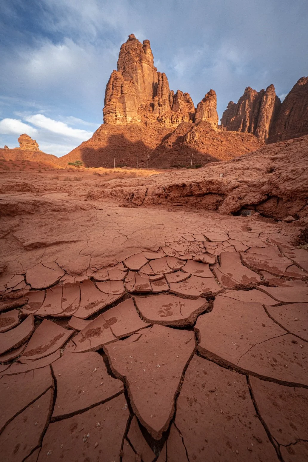 Fracture - Saudi Arabia 

  Arid + Desert, Land + Terrain  