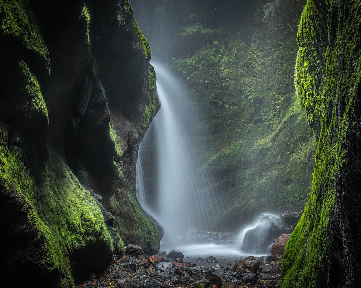 Veil of Water - Canary Islands

  Water + Edges, Atmosphere + Light, Life + Ecology  