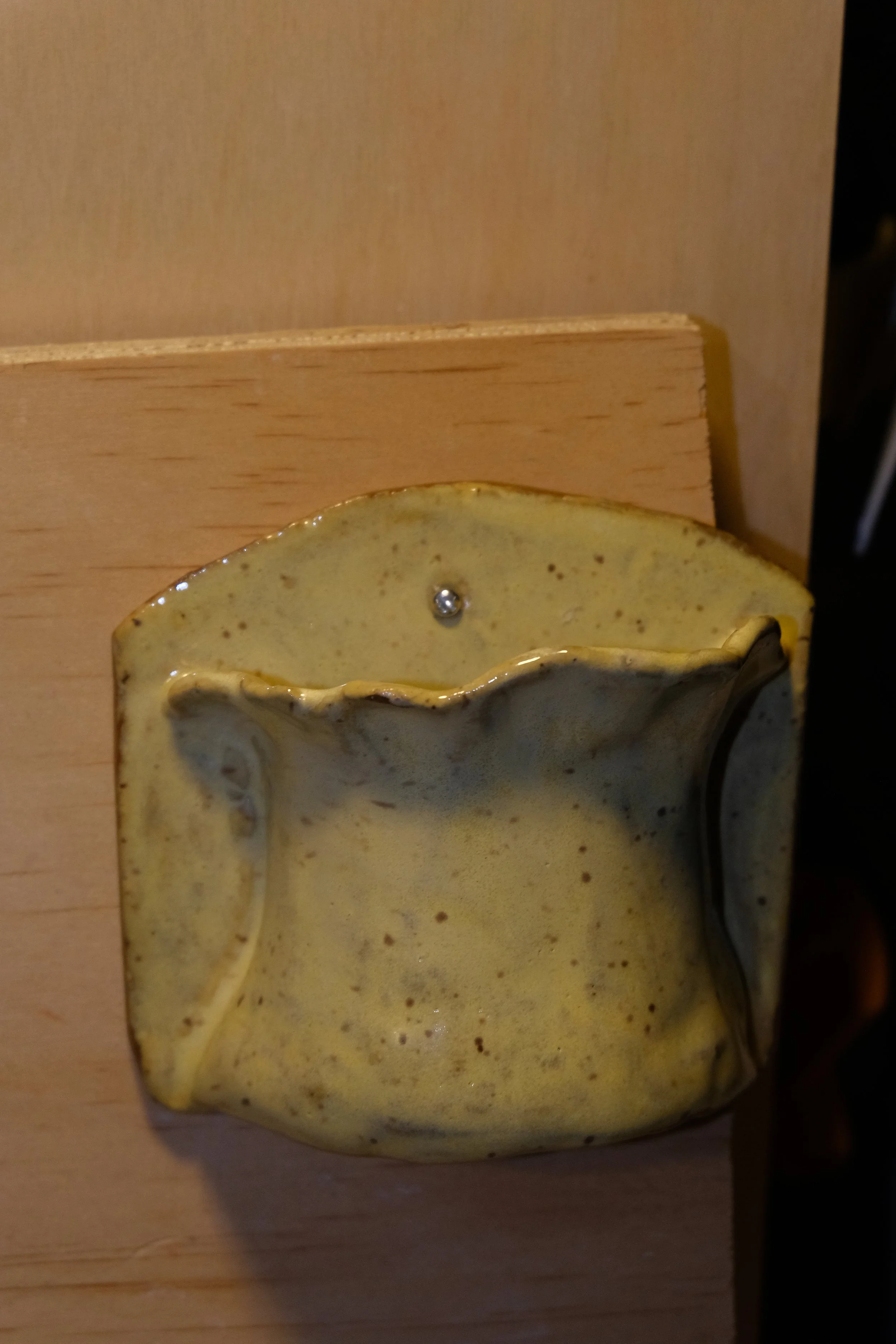 yellow_wall_hanging10.JPG