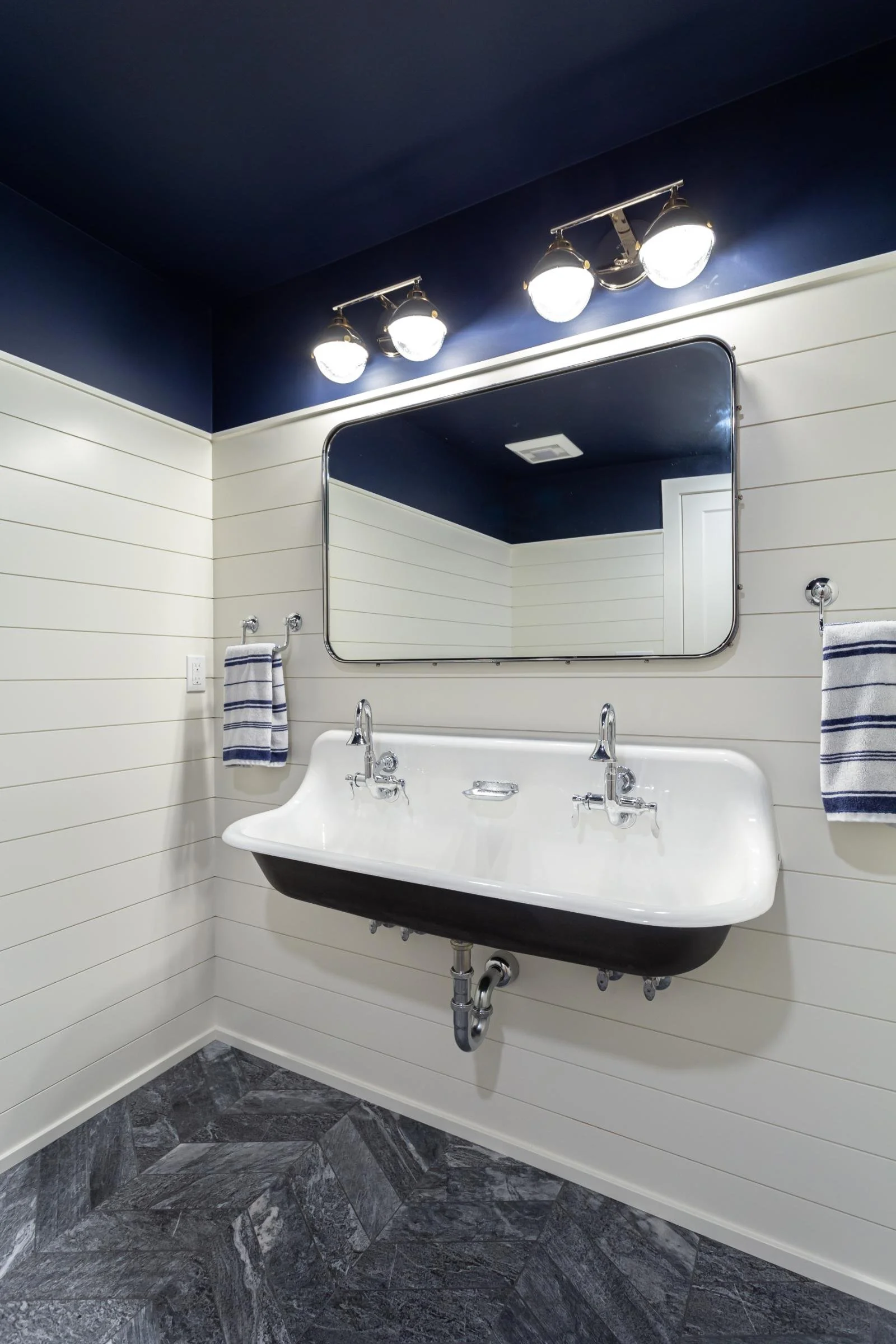 The Lakeside Edit Adeas Interior Design-36-aa-a.jpg