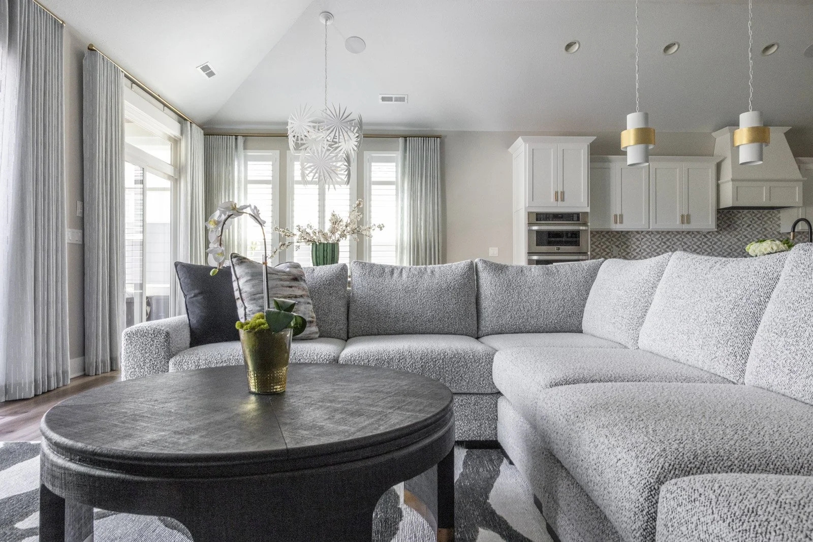 Golden Hour Family Room Adeas Interior Design8163.jpg