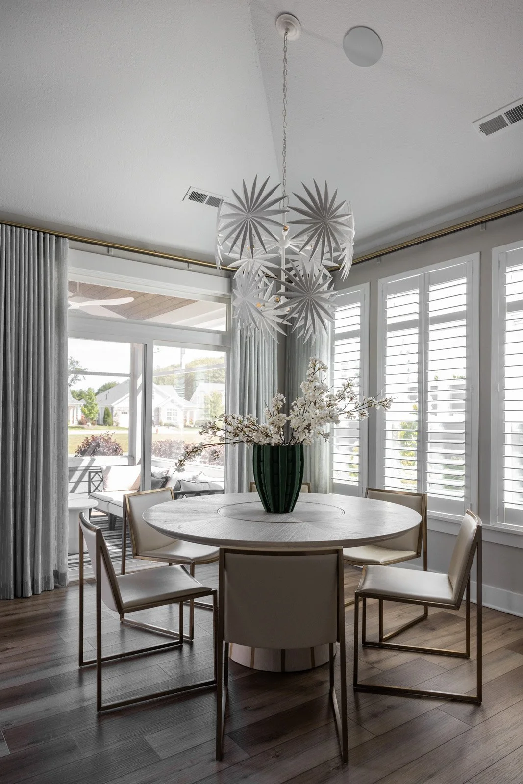 Golden Hour Dining Adeas Interior Design8056.jpg