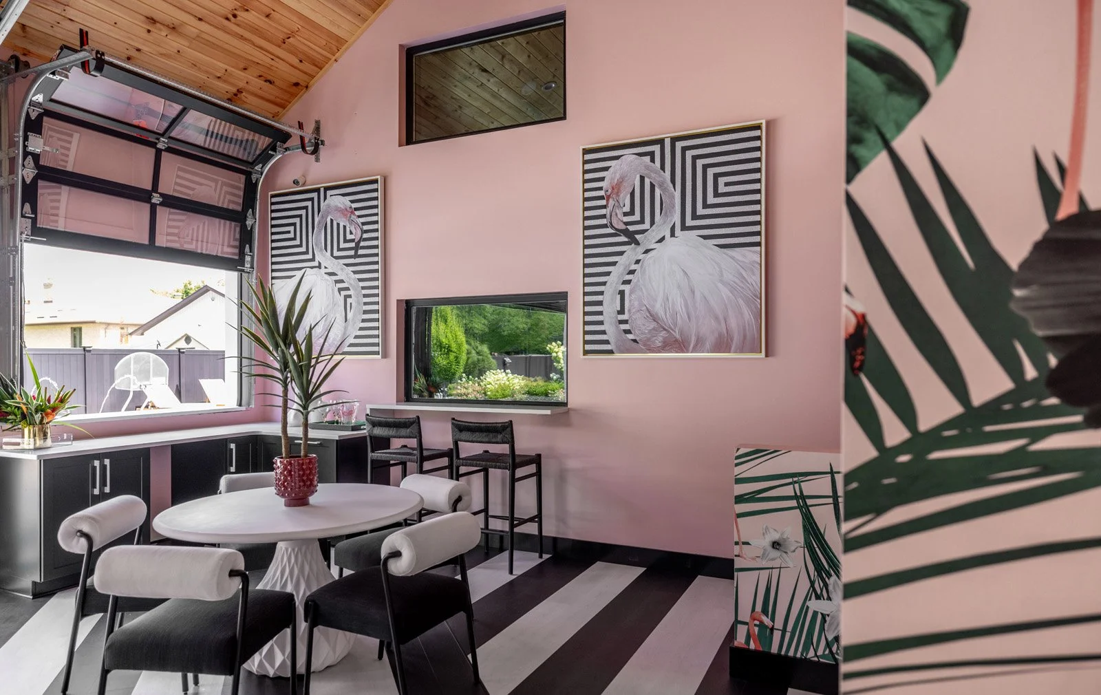 Adeas Interior Design Pool HouseJ6547.jpg