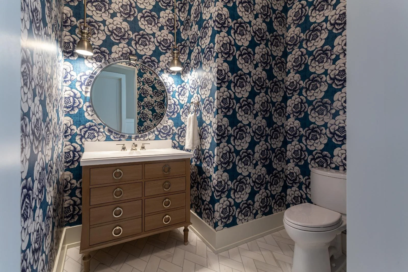 The Lakeside Edit Adeas Interior Design-262-aaa-2.jpg