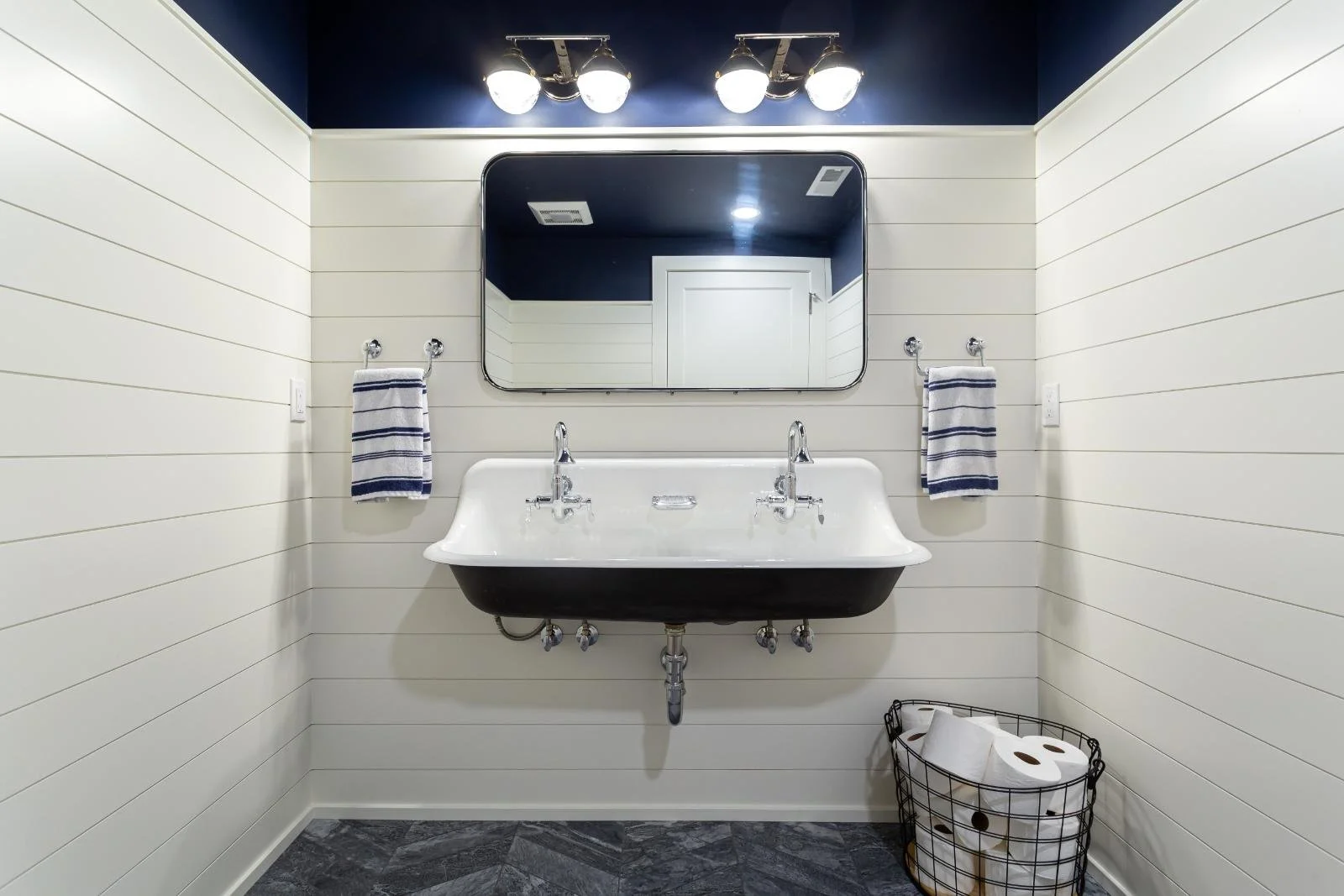 The Lakeside Edit Adeas Interior Design-33-aa-a.jpg