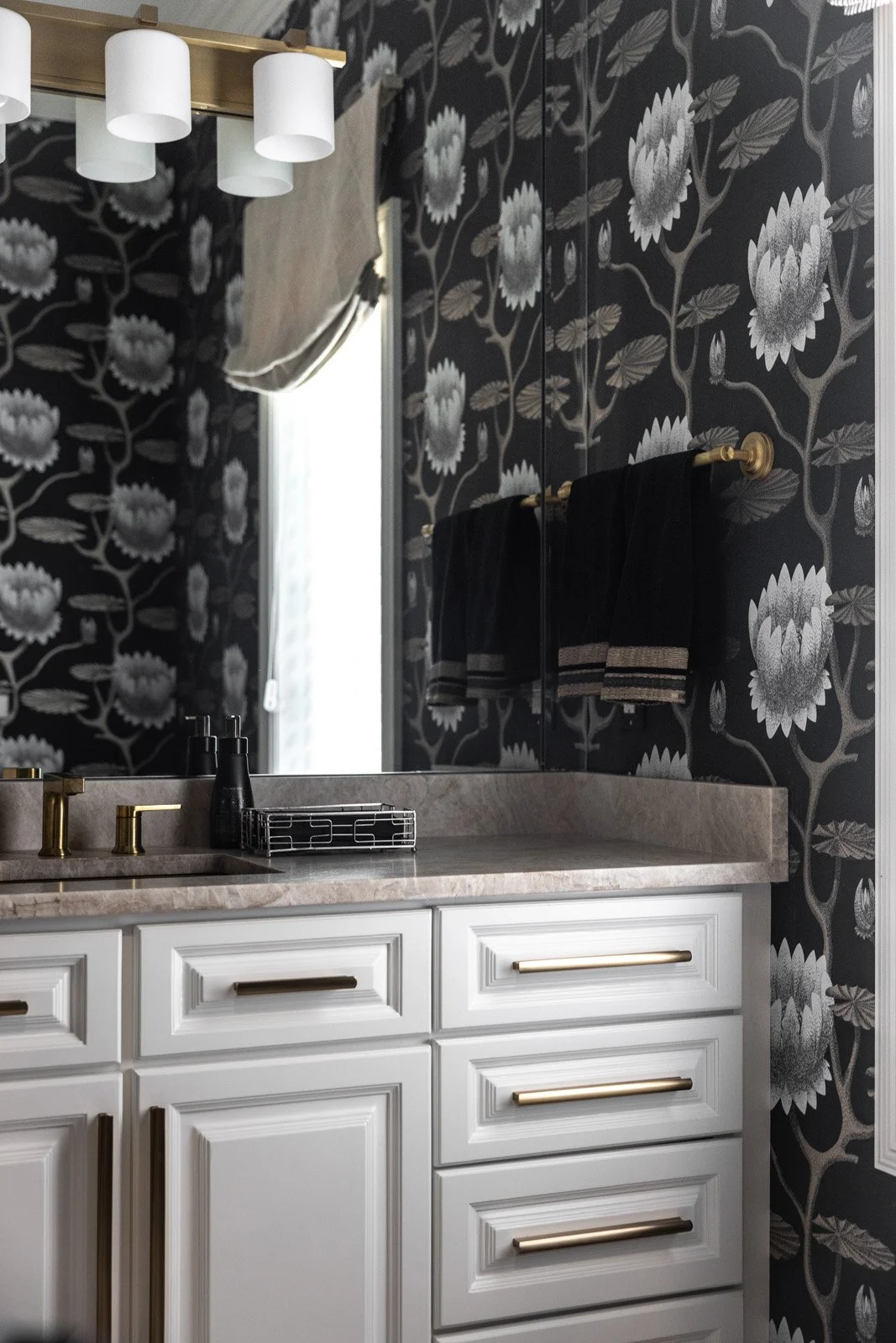 La Belle Epoque Powder Room Adeas Interior Design4115.jpg