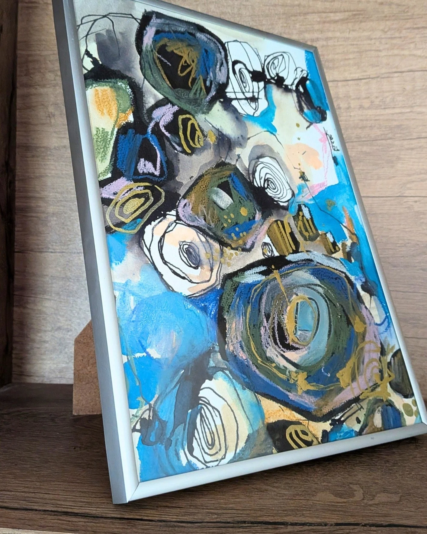 Nyt i shoppen!
---
Title: "Burst".

N&aring;r man bare gerne have noget helt personligt og unikt uden at skulle investere i et st&oslash;rre maleri. Perfekt til den tomme hylde, eller v&aelig;g der mangler lidt ✨ekstra✨ personlighed.

-Pris