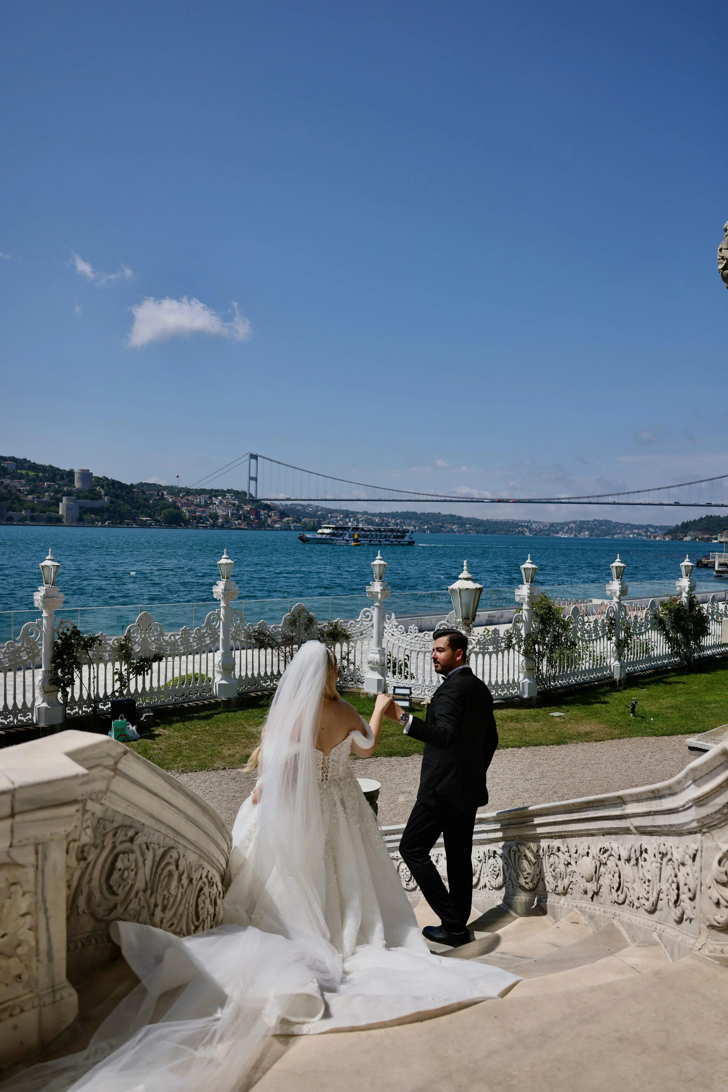 Exceptional Venues Settings in Istanbul.Bosphorus-front venues, luxury hotels, and historic settings form the backdrop of truly exceptional weddings. We secure and coordinate distinctive locations, aligning each setting with your vision, your culture