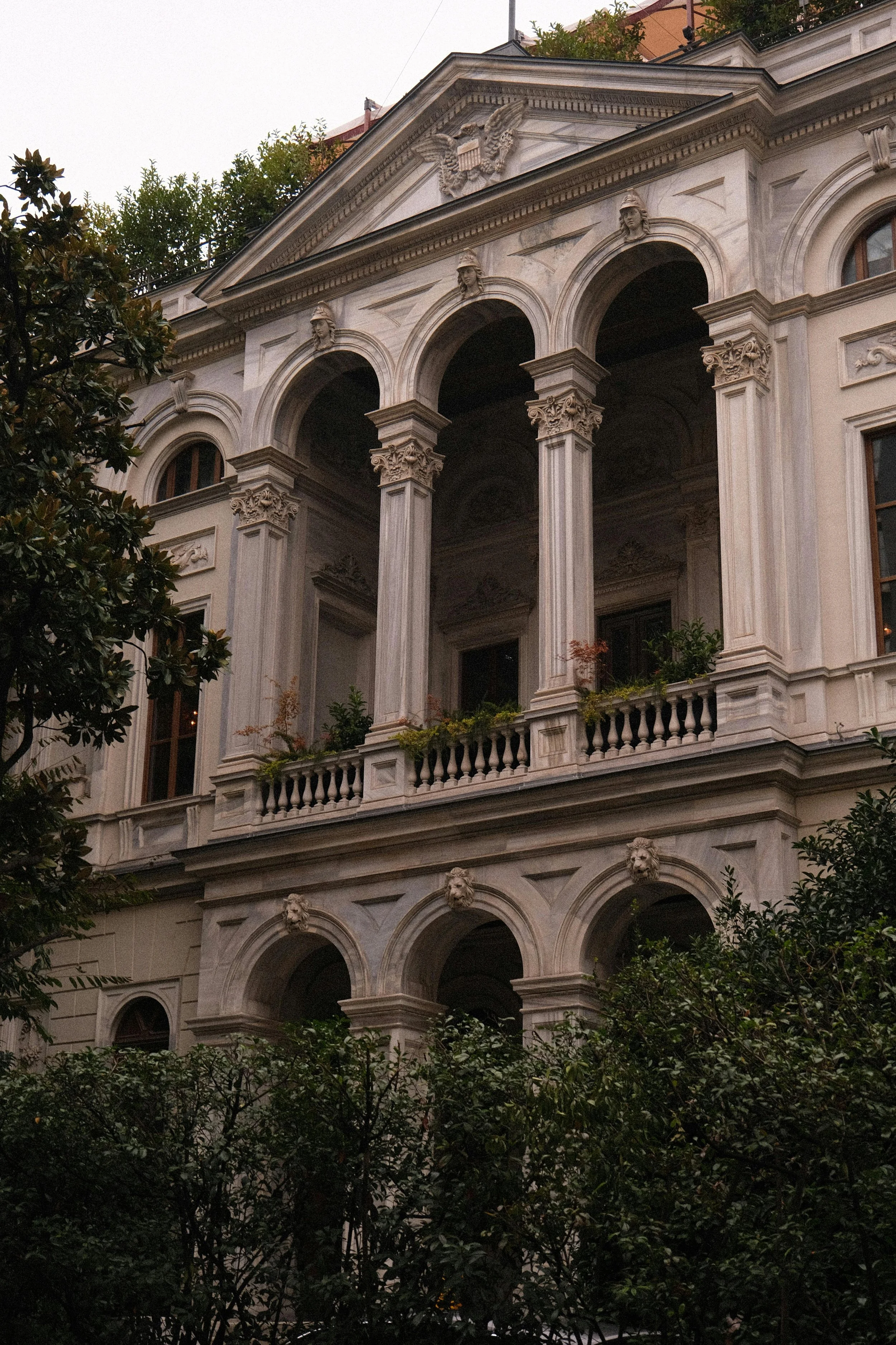 Rare Experiences, Privileged Access,  local tours that move beyond the expected — from iconic historical landmarks such as Hagia Sophia to the places where locals truly gather, dine and celebrate.discovering the city for the first time or exploring