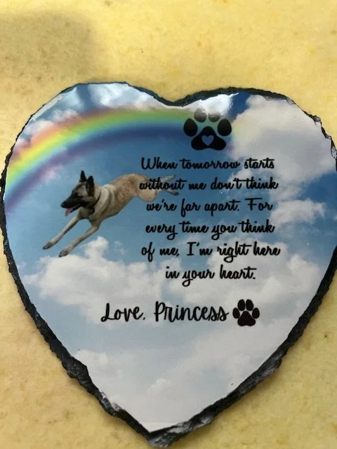 This slate was also made for a customer that lost a fur baby.