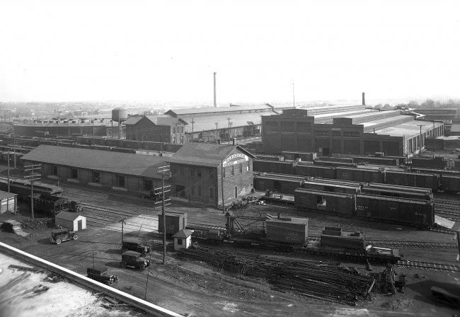 Historic photograph of the St. Thomas railyards showing the Elgin County Railway Museum building in its earlier form