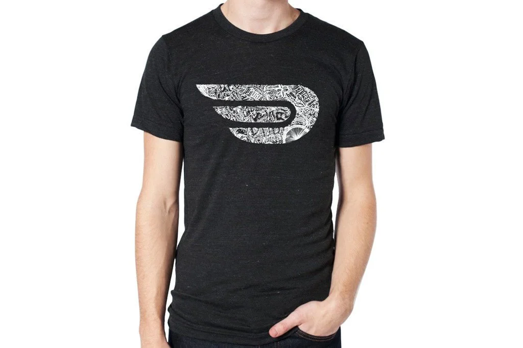 black_shirt_2_white_wing_3.jpeg