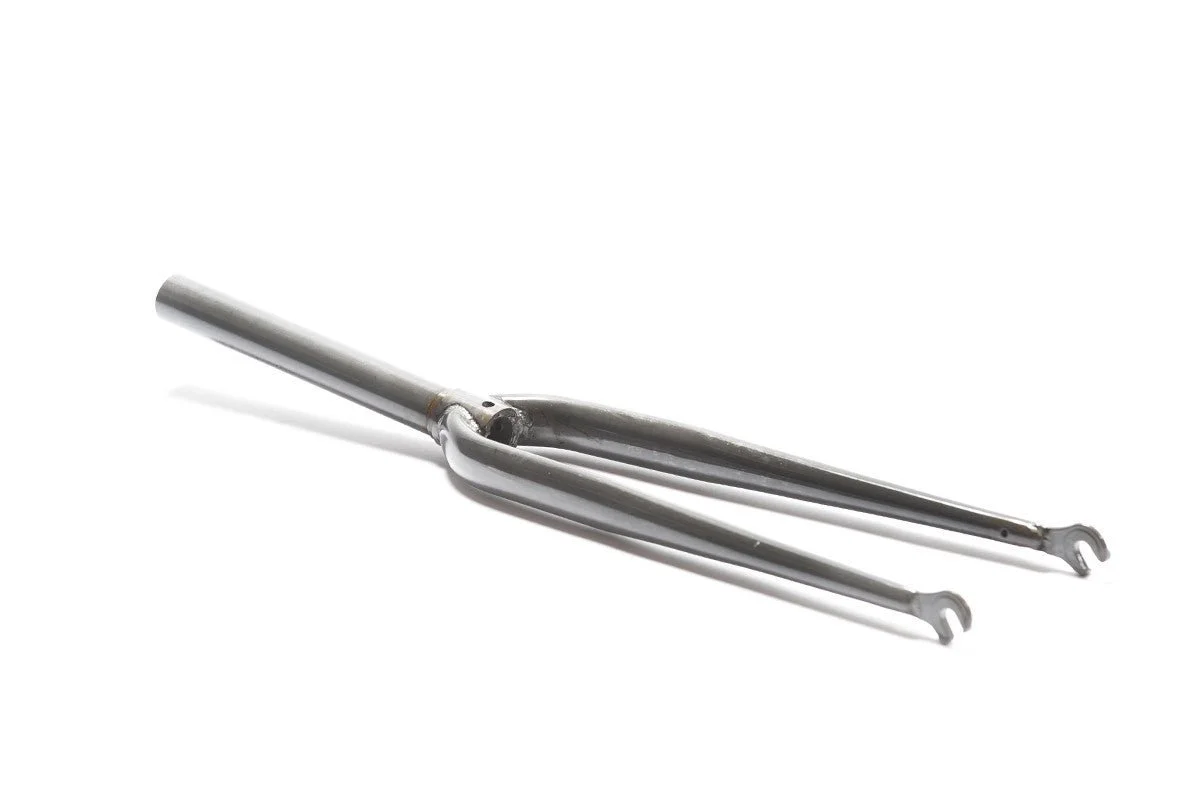 fork_raw_steel_web_ce0498f8-4374-4a13-8b9d-25d02729ebe8.jpeg