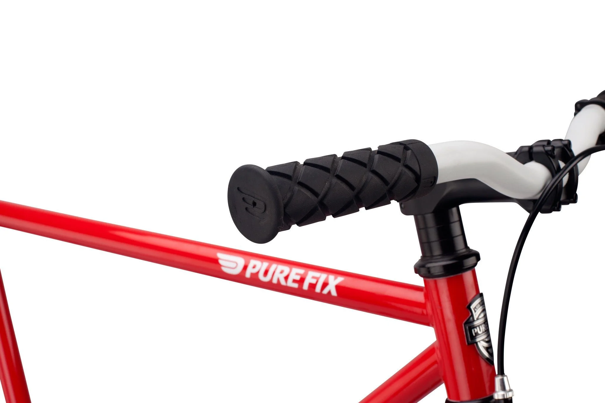 CHARLIE_2015_SEAMLESS_CLOSE-SHOT_FRONT_WEB.jpeg