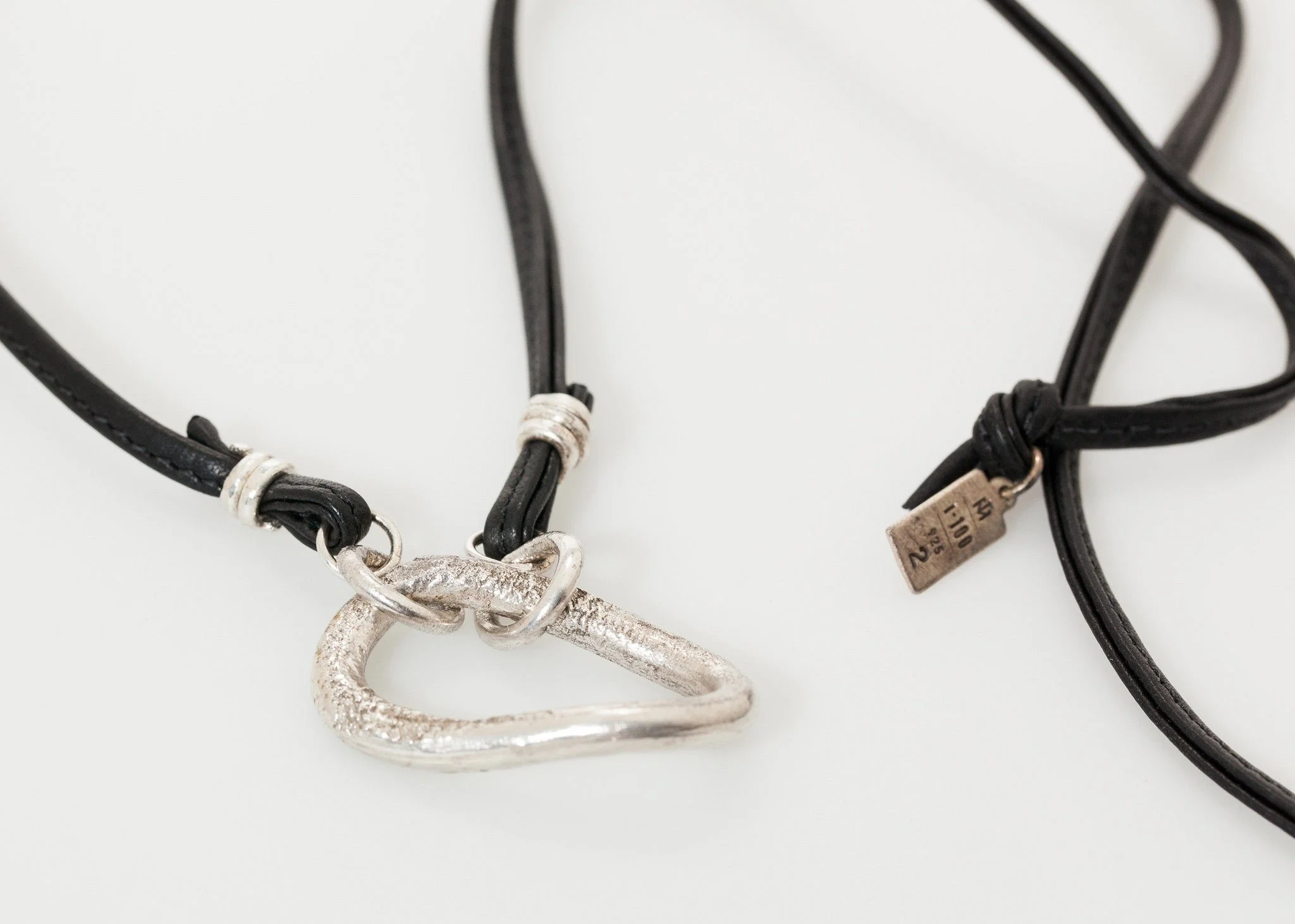 product_bracelet_1-100_bracelet65_02.jpeg