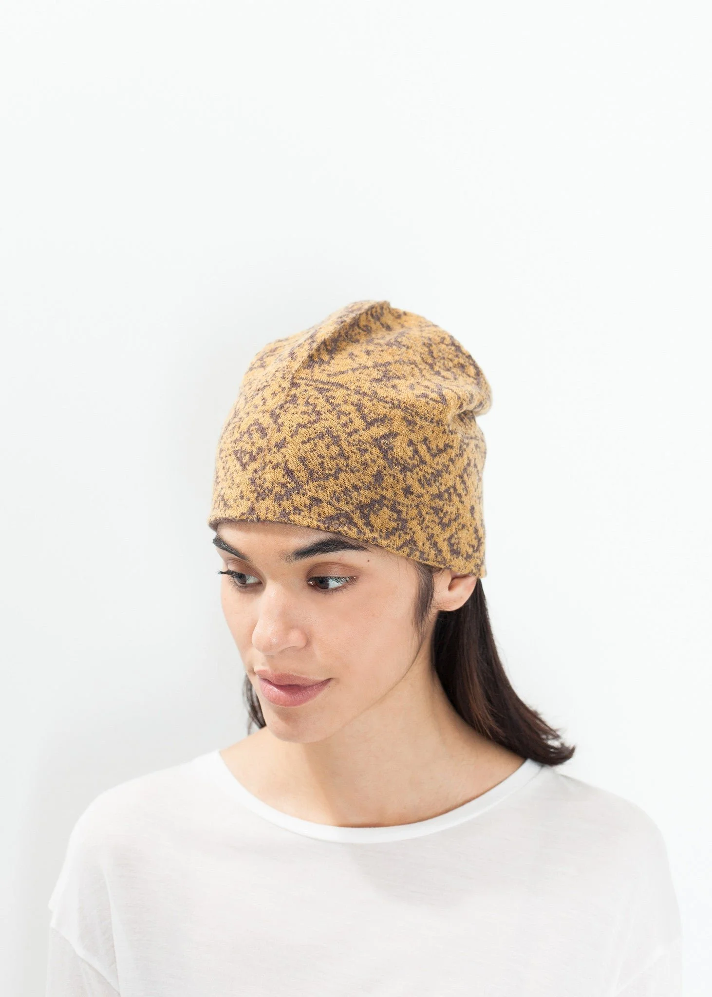 Product_Hats_Epice_Reversible_Beanie_Amber_8813.jpeg