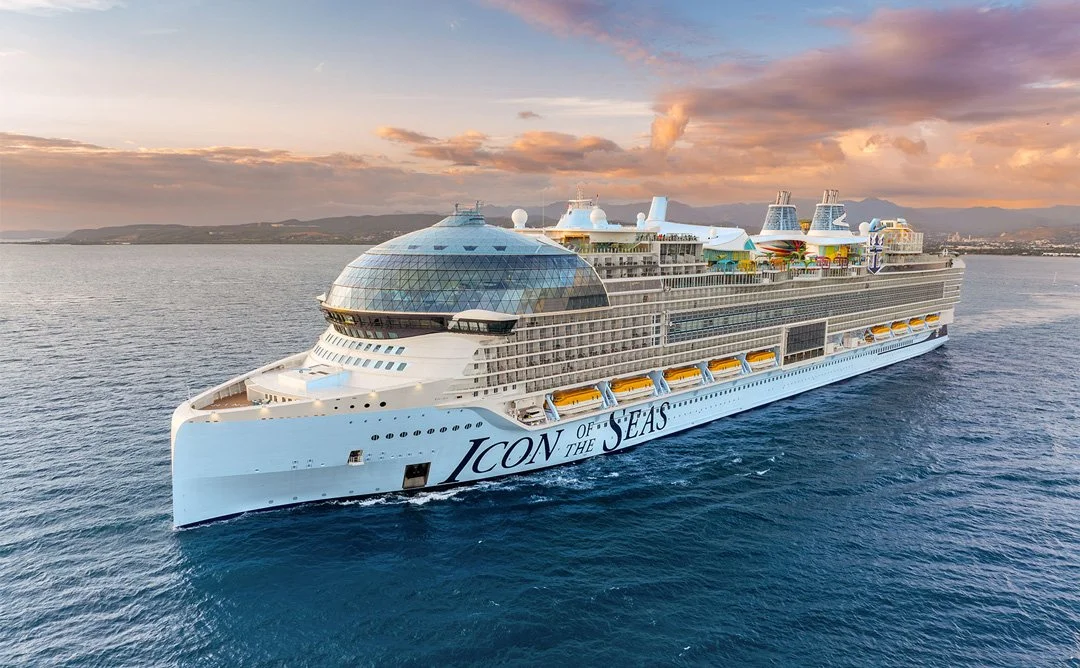 Front view of the Royal Caribbean cruise ship Icon of the Seas in the water