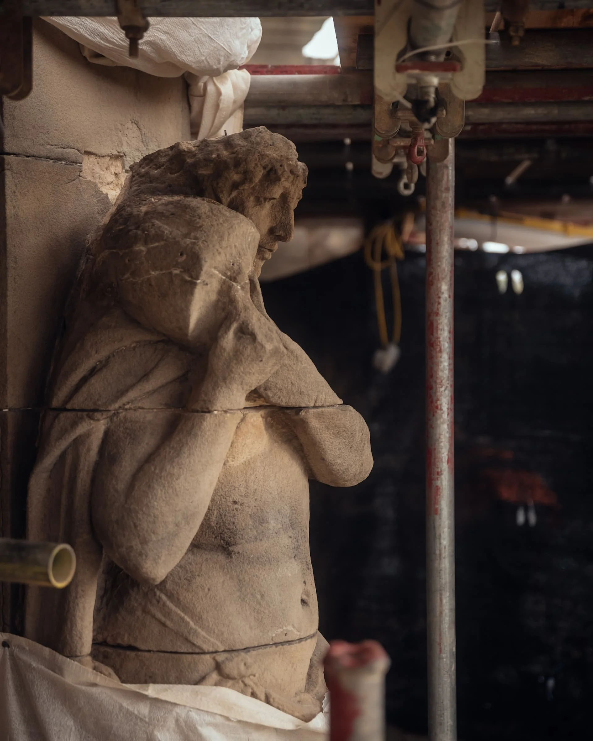 Sculpture conservation © Photo by Jim Stephenson 