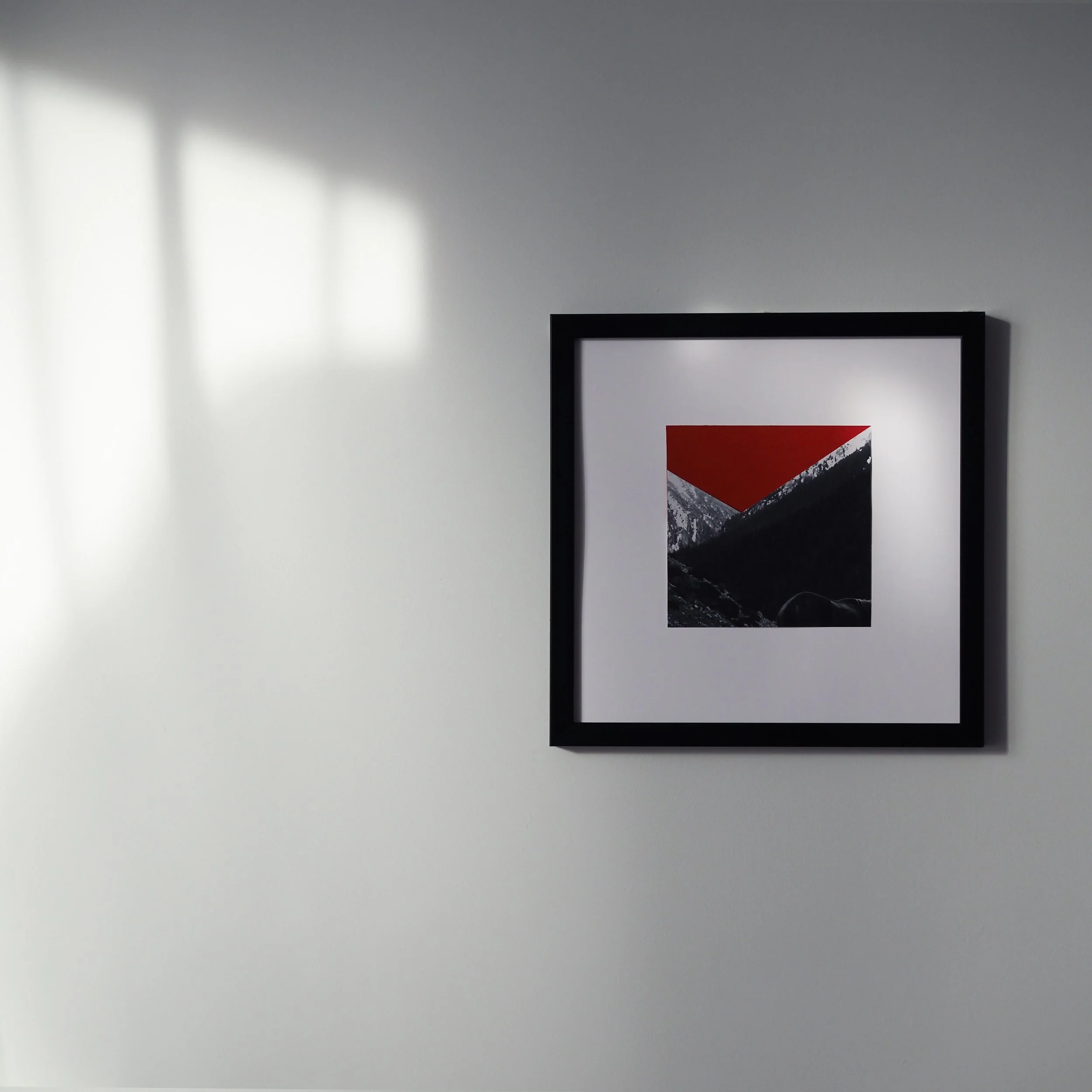 "Переход через горы", 2026, 30/30, архивный пигментный отпечаток, бумага Fabriano, Italy