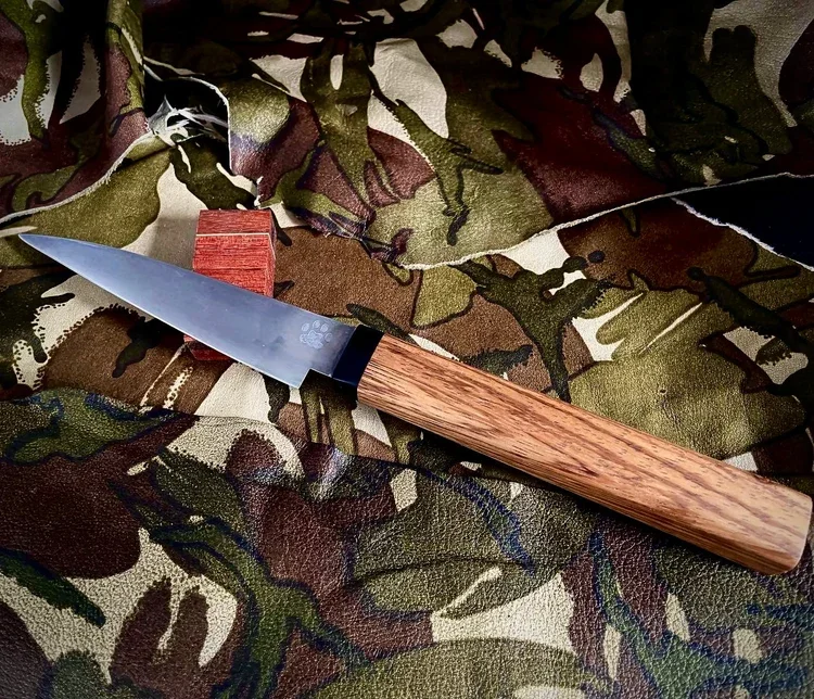 Knife