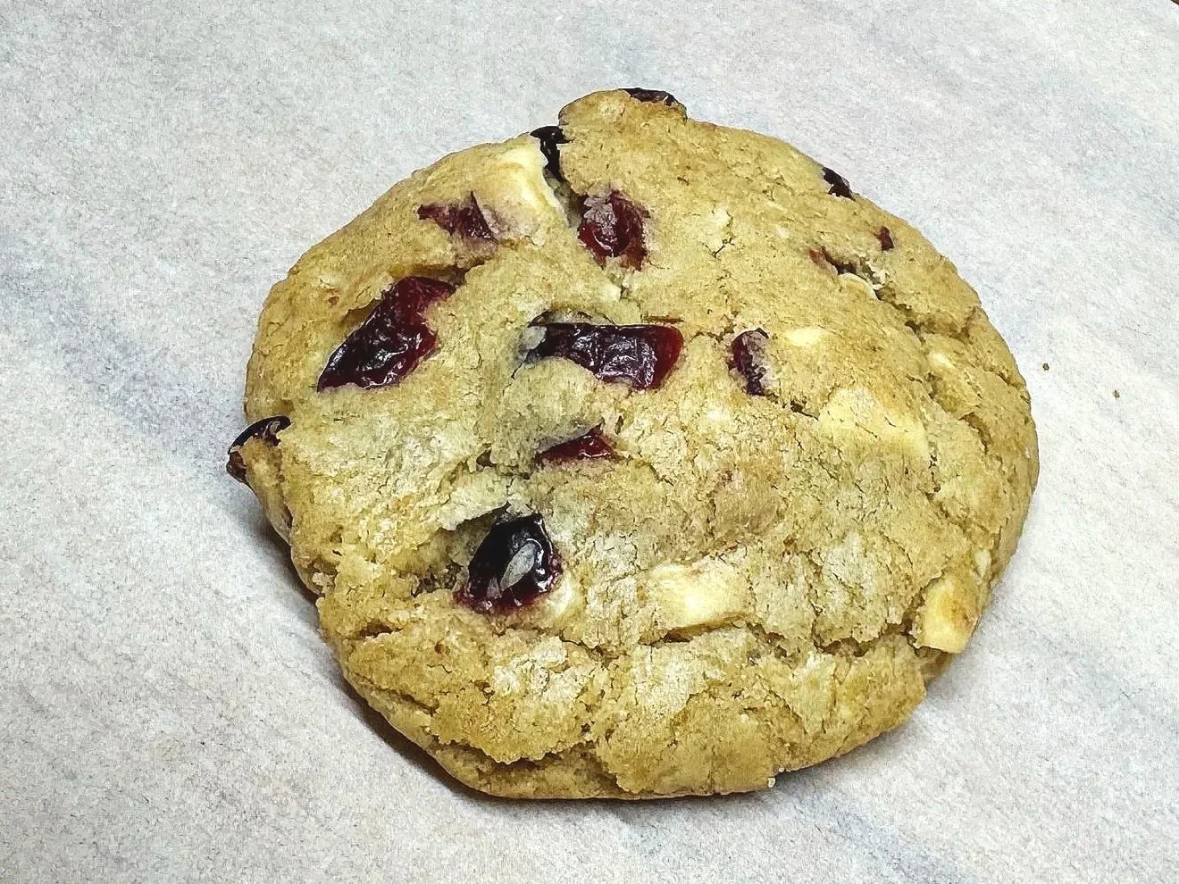 White Chocolate, Cranberry & Sourdough Bakewell Cookie