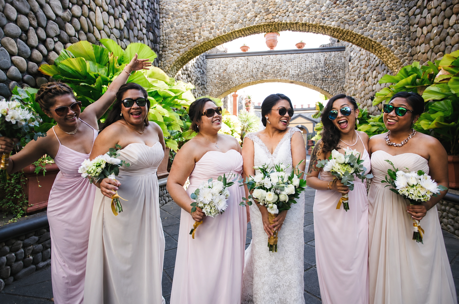 janelllebridal+party.png