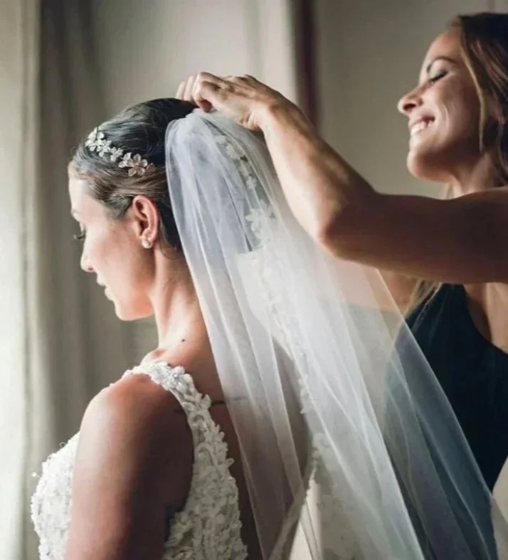 Placing the veil for my Roman bride