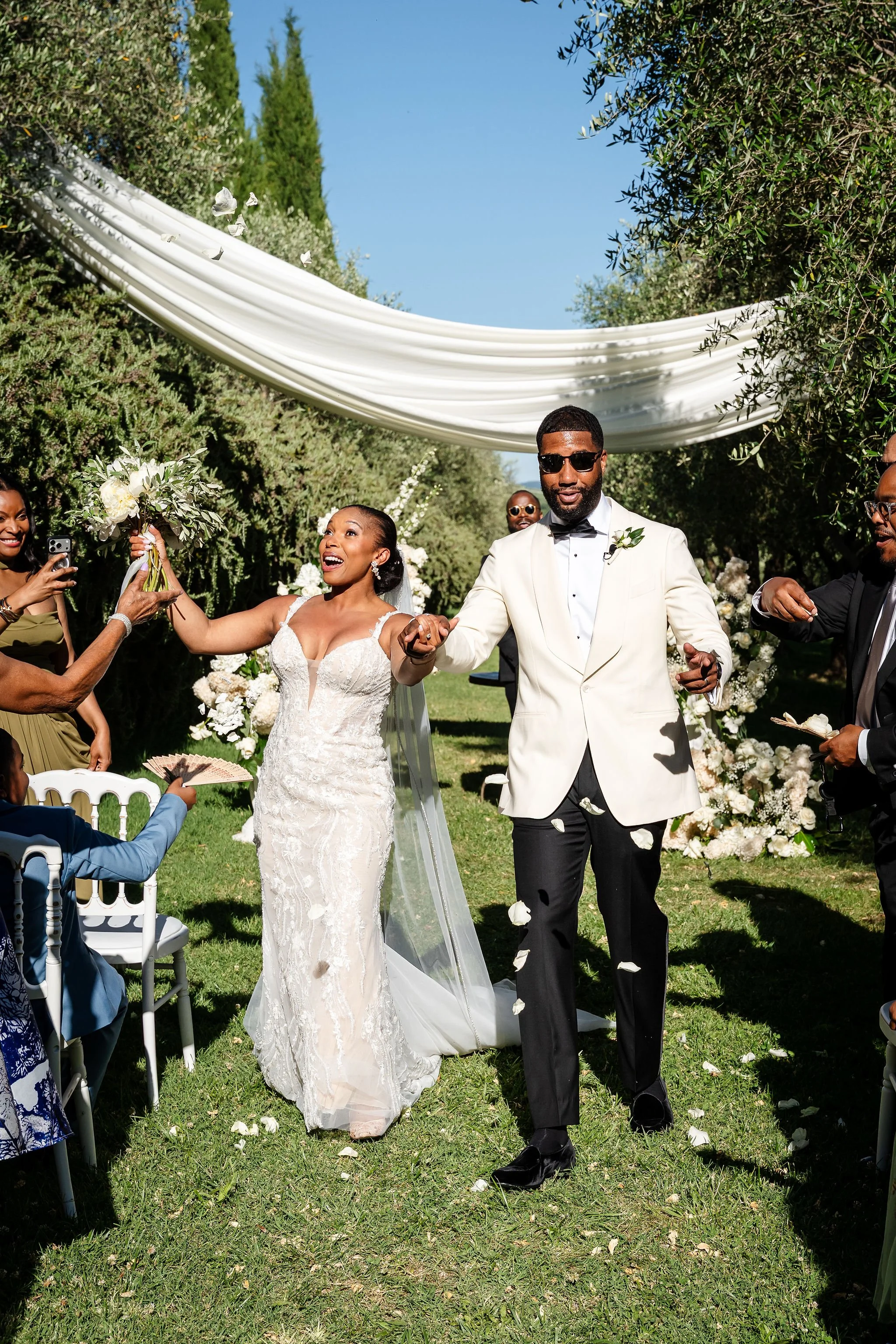 Neah&Sean-AmazingDestinationWeddingatVillaFerrano(Tuscany-Italy2026)-Sneakpeek-48.jpg