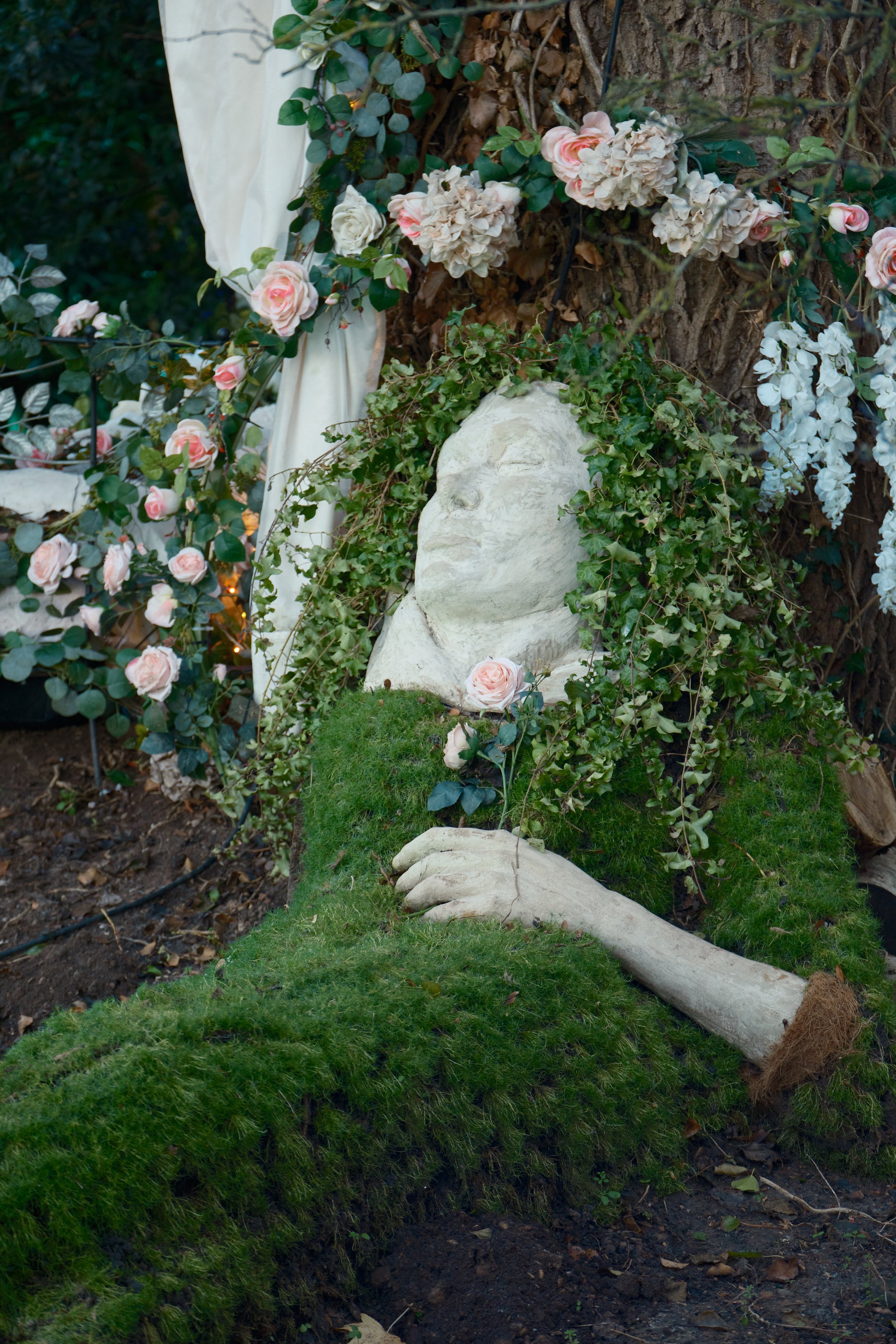 Georgina Rose Shire - Webbs Winter Wonderland Sculptures 002.jpg