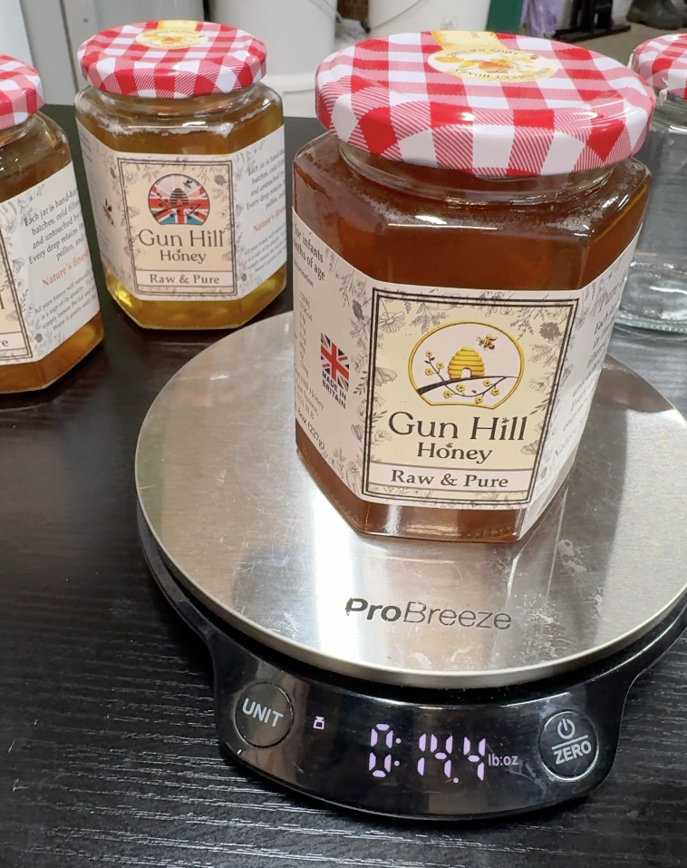 How much honey is in our Jars?