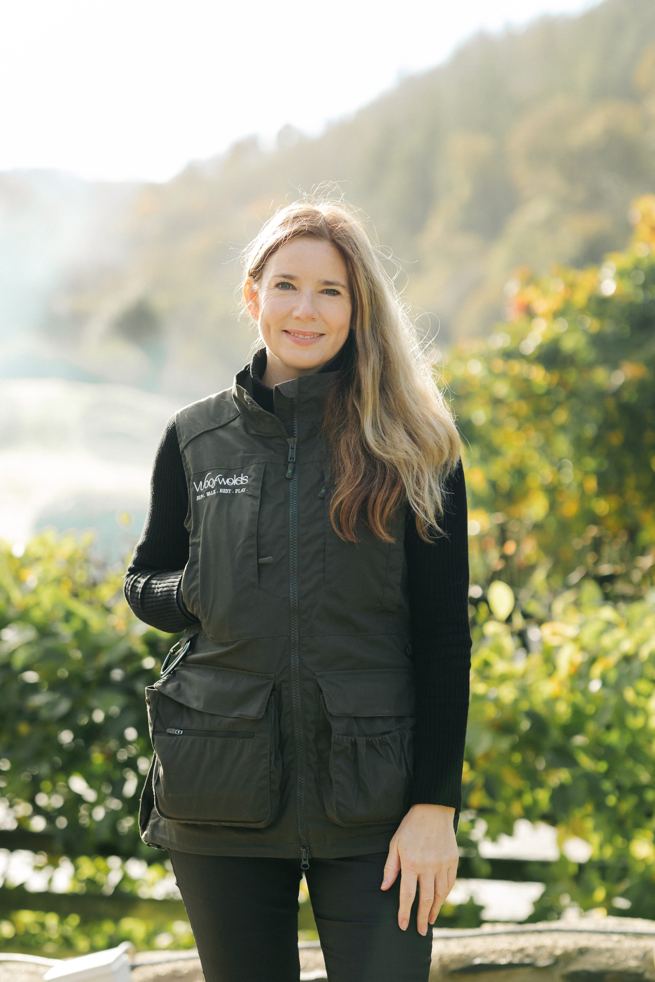 PhotosbySarahJoy-WoofwoldsxTheDogHouse-3822 (1).jpg