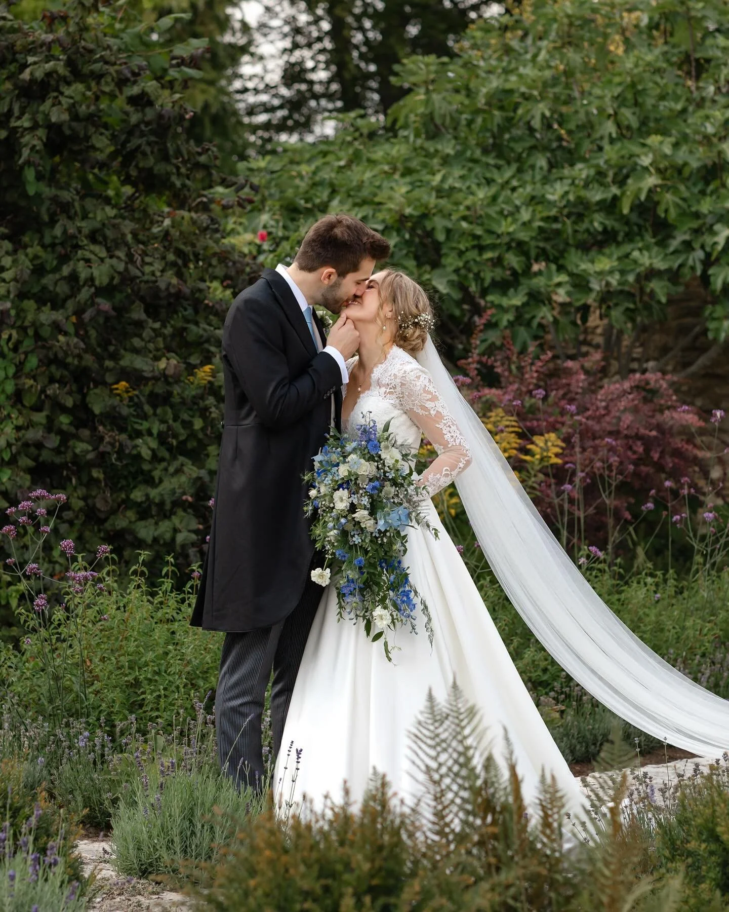 These photos make me look ahead with so much joy for my 2026 wedding couples. 
It&rsquo;s an incredible honor to capture faith-filled moments and the unique details of your day that makes each wedding day unforgettable! 

Taken while second shooting 