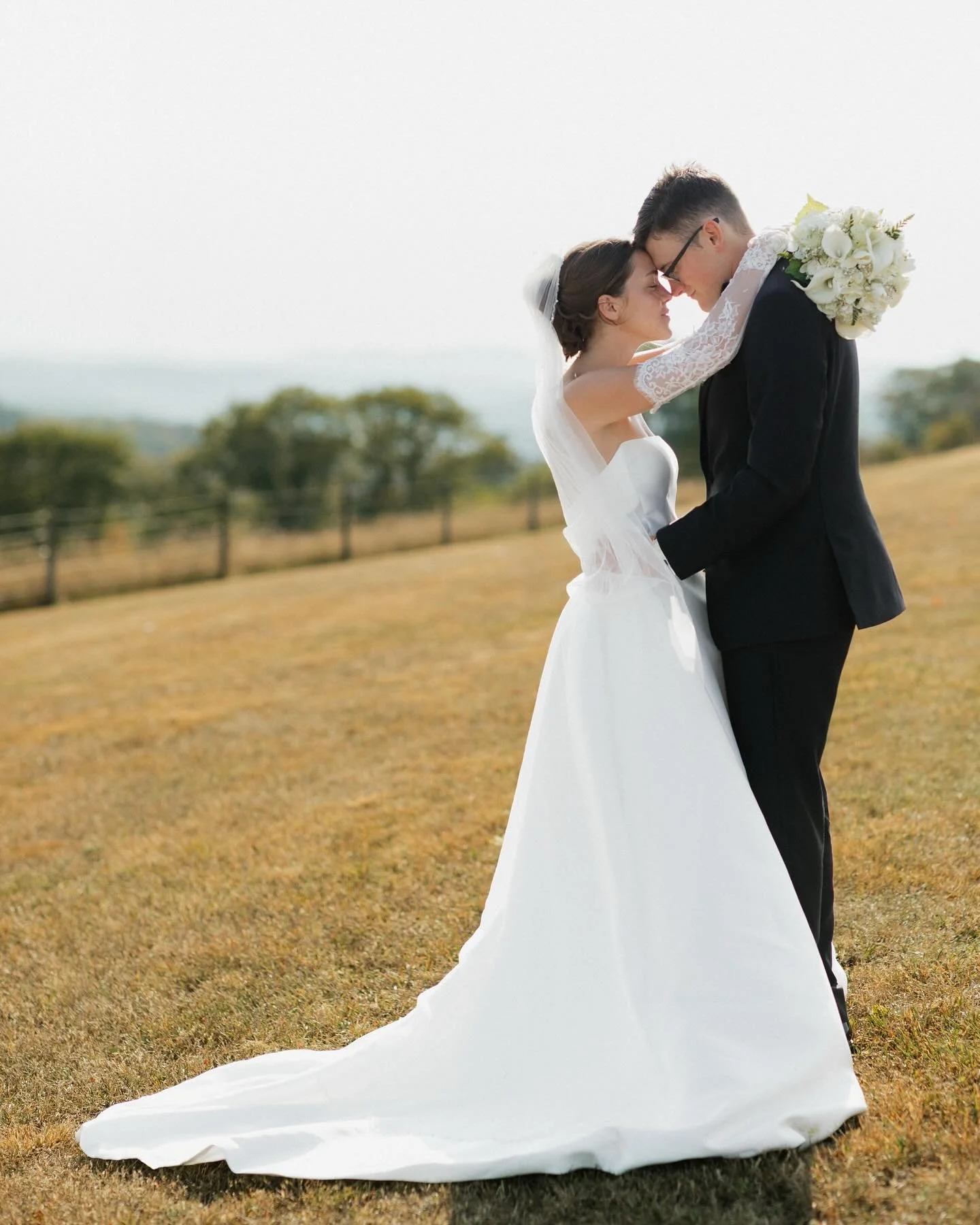 james + lauren ✨
sent this gallery off from such an incredible wedding day 💌
I had such a great time capturing this day that brought glory to God and reflected James and Lauren&rsquo;s love for each other