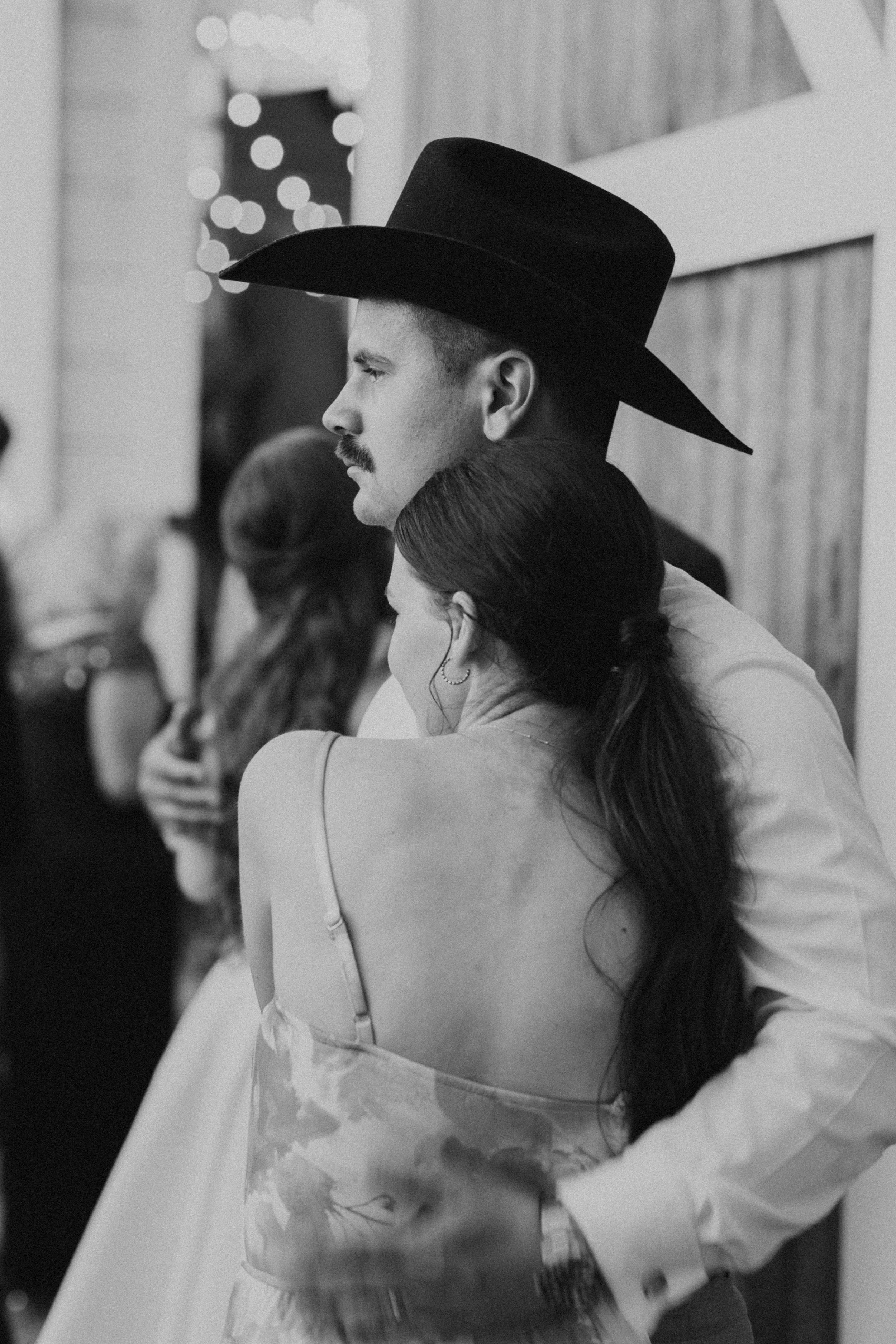 PhotosBySarahJoy-Colin+AlyssaWedding-1116-2.jpg