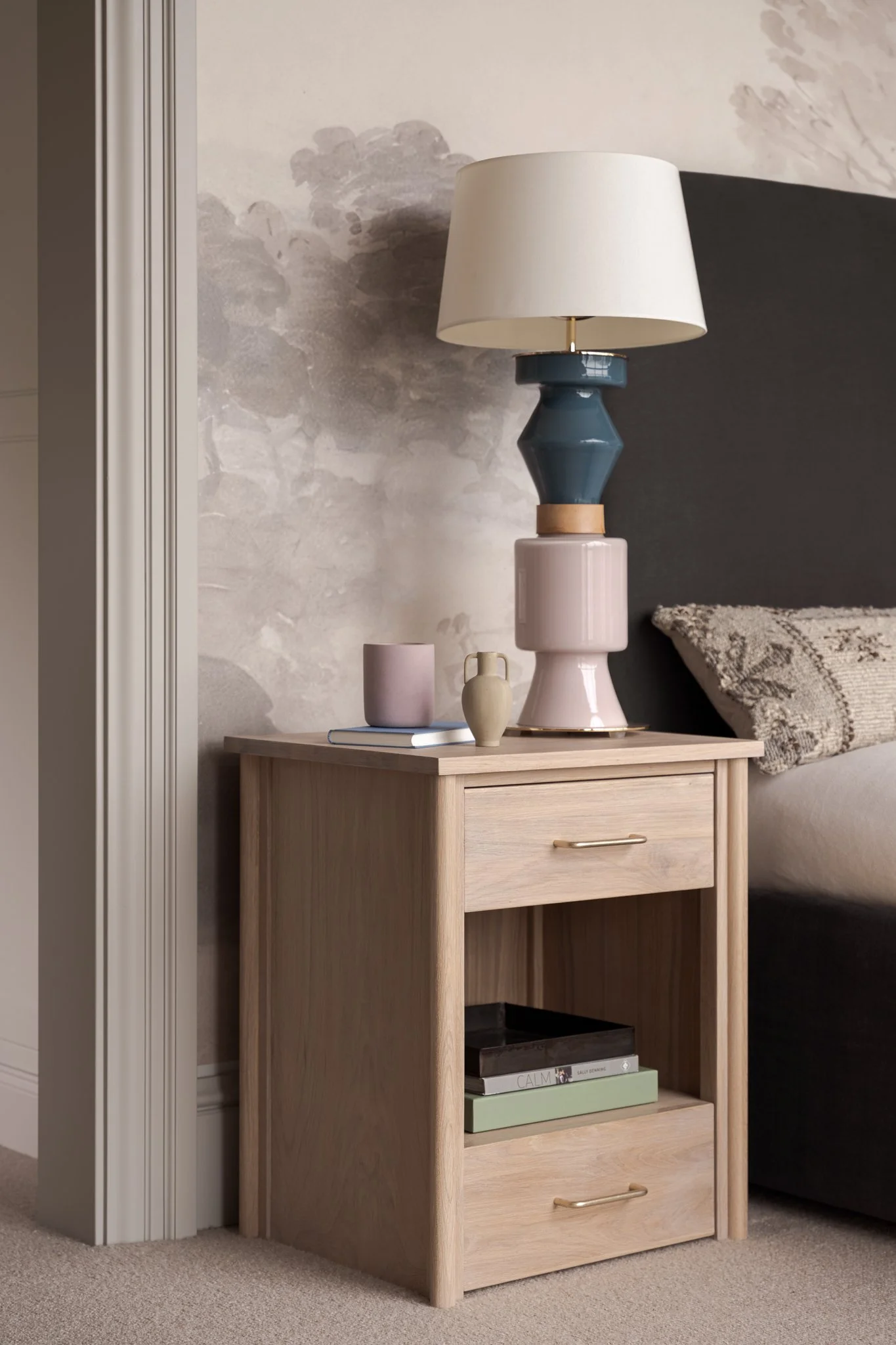110_Dariusz-Jarzabek_LH_Nightstands_2048px.jpg