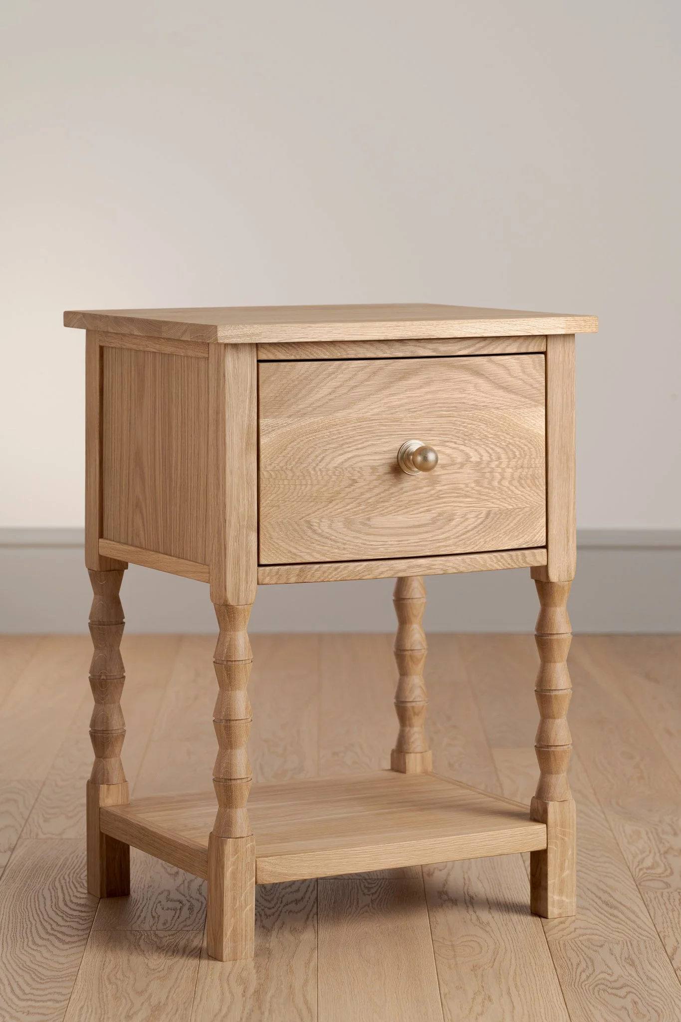 33_Dariusz-Jarzabek_LH_Nightstands_2048px.jpg