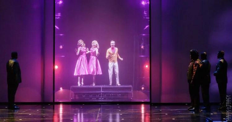 Sweetheart/Ensemble in "Dreamgirls" at Village Theatre