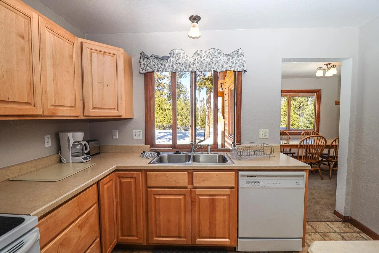 Full Kitchen with Dishwasher.jpg