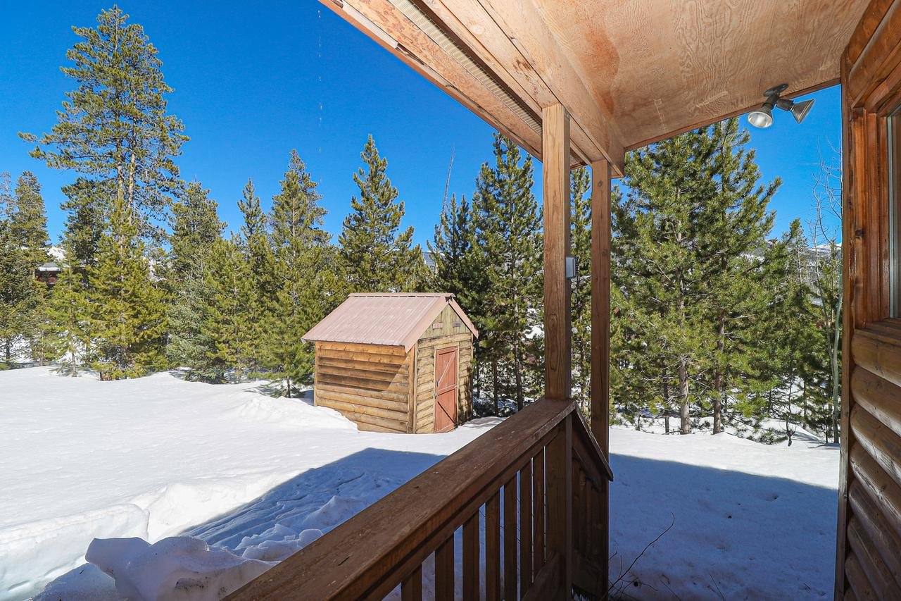 Back Deck View (1).jpg