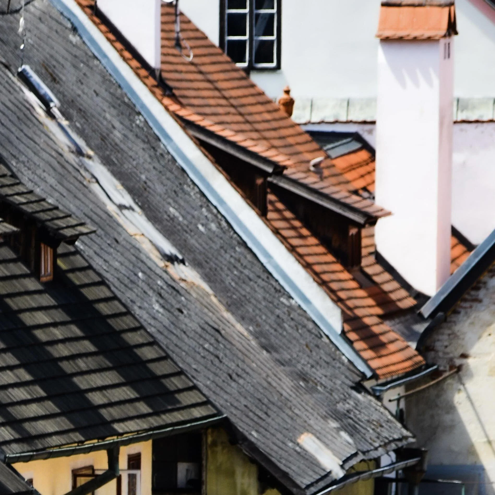 The quaint town of Cesky Krumlov 🧡

_____________________________________________
#europetrip #eurotrip #europetourism #photooftheday #cnttraveller #natgeophotography #yourshotphotographer #bestvacations #nikon #nikonphotography #nikonphoto #nikonph