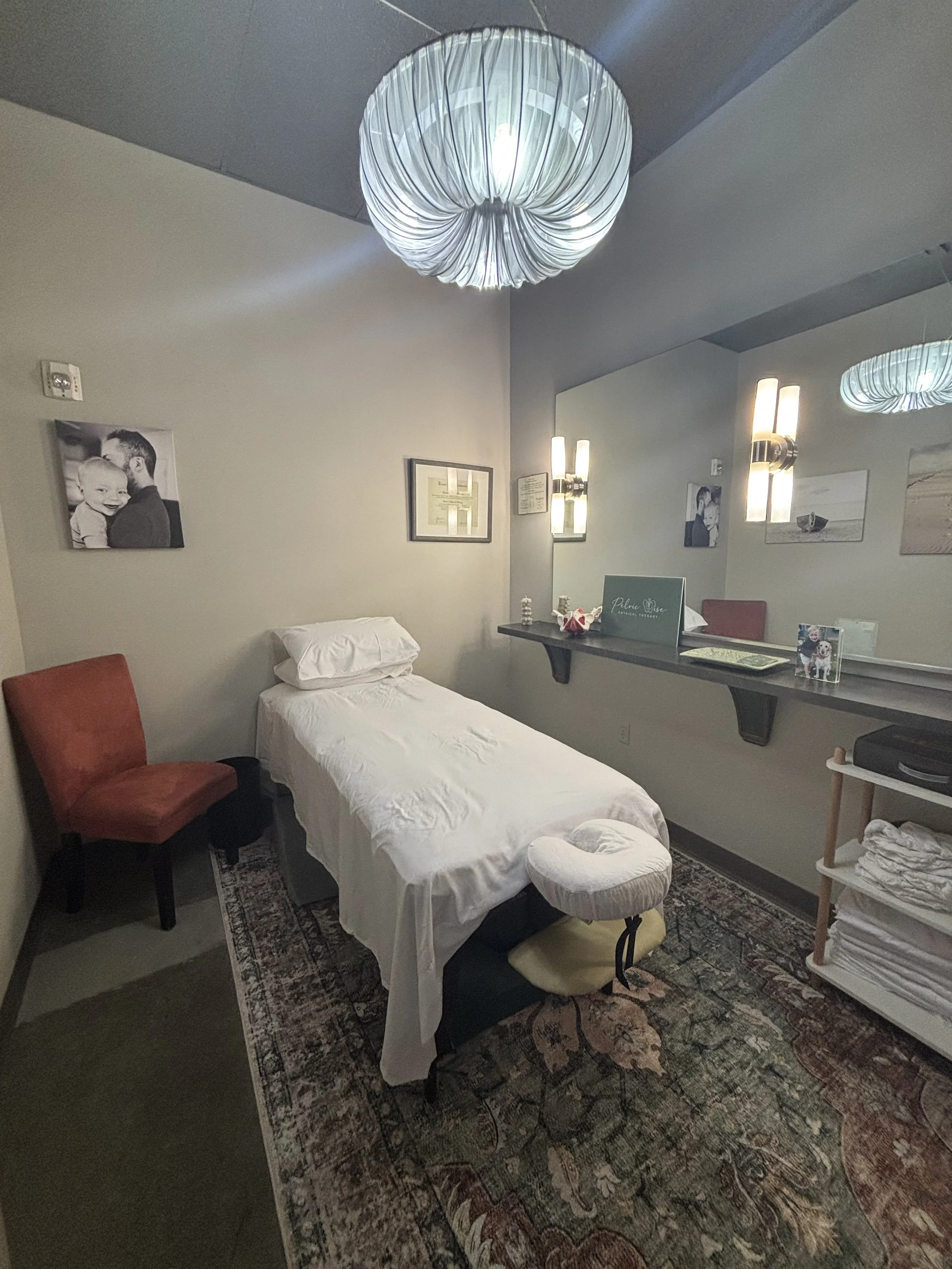 Pelvic Wise PT Physical Therapy Clinic Private Studio space in Austin TX, Texas, central Austin where Dr. Klekman provides private one on one attentive hour long care.