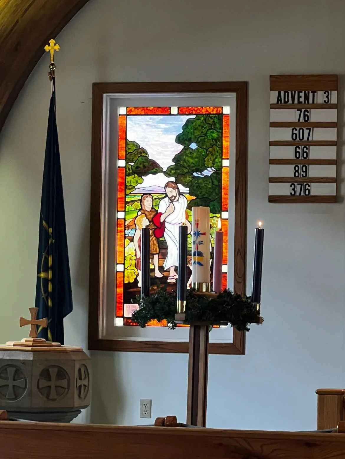 sgwindow and song list advent.jpg