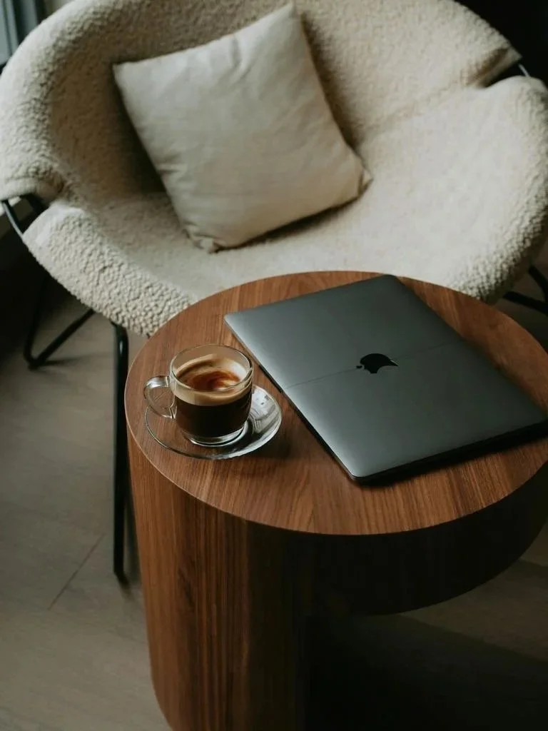 Spécialistes des événements élégants et des voyages mémorables, nous mettons l’accent sur l’authenticité, l’innovation et la qualité pour vous offrir des expériences qui dépassent vos attentes.