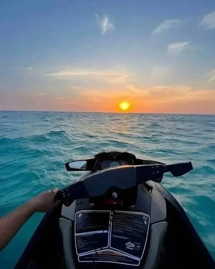 Voyager avec nous, c’est découvrir le monde autrement. Nous proposons des itinéraires personnalisés, des circuits organisés et des séjours exclusifs conçus selon vos préférences.