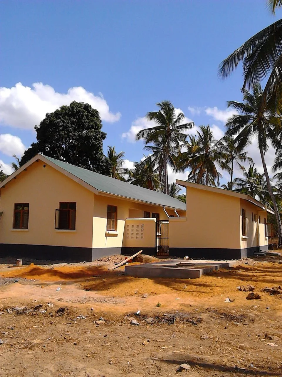 Benjamin Mkapa Aids Foundation : Staff Houses
