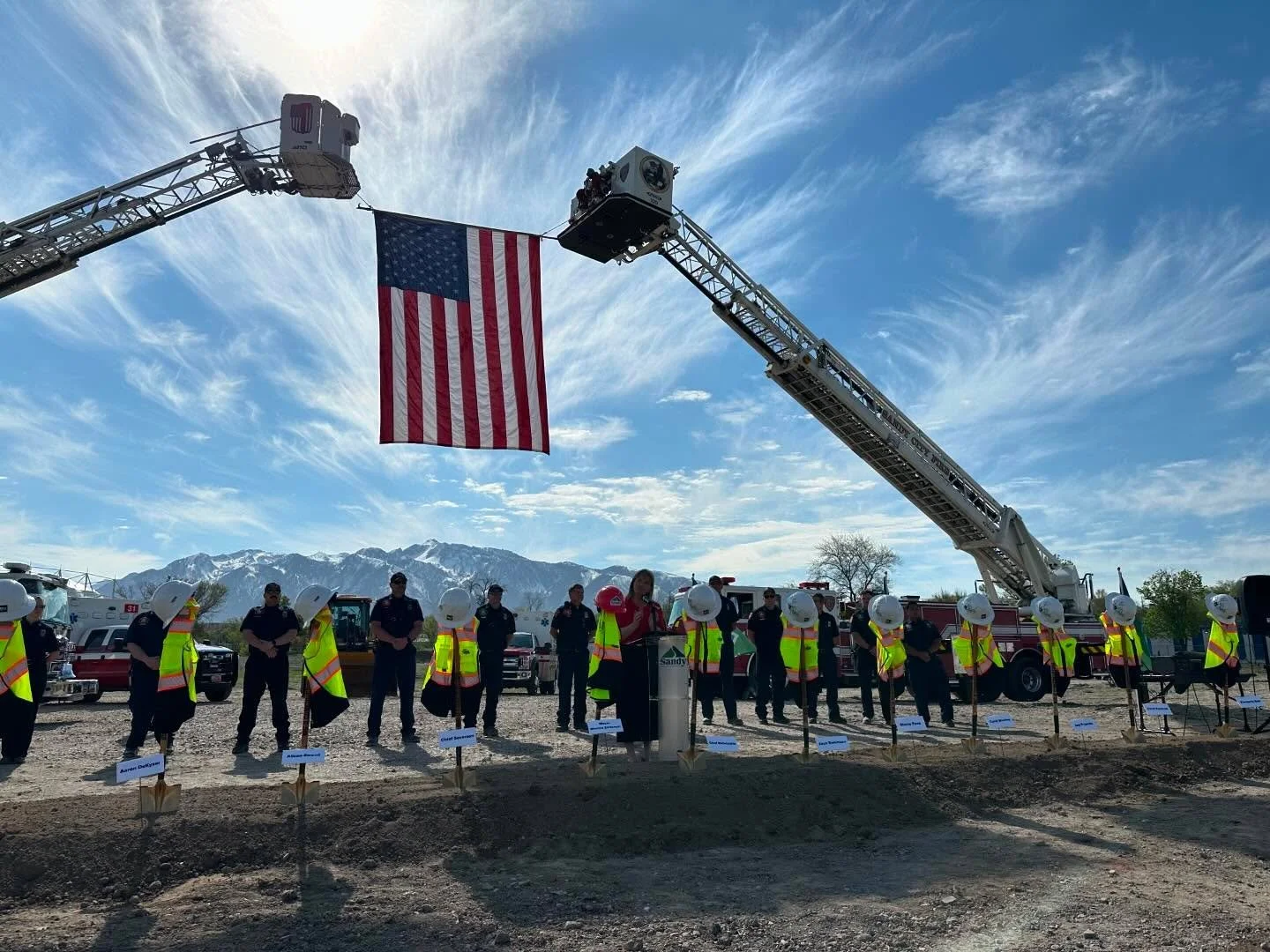 Today, I joined Sandy Mayor Zoltanski and many of my council colleagues to celebrate the groundbreaking of Sandy&rsquo;s new fire station! So much work has gone into this, and it&rsquo;s exciting to see the beginning of this project. 

This station w