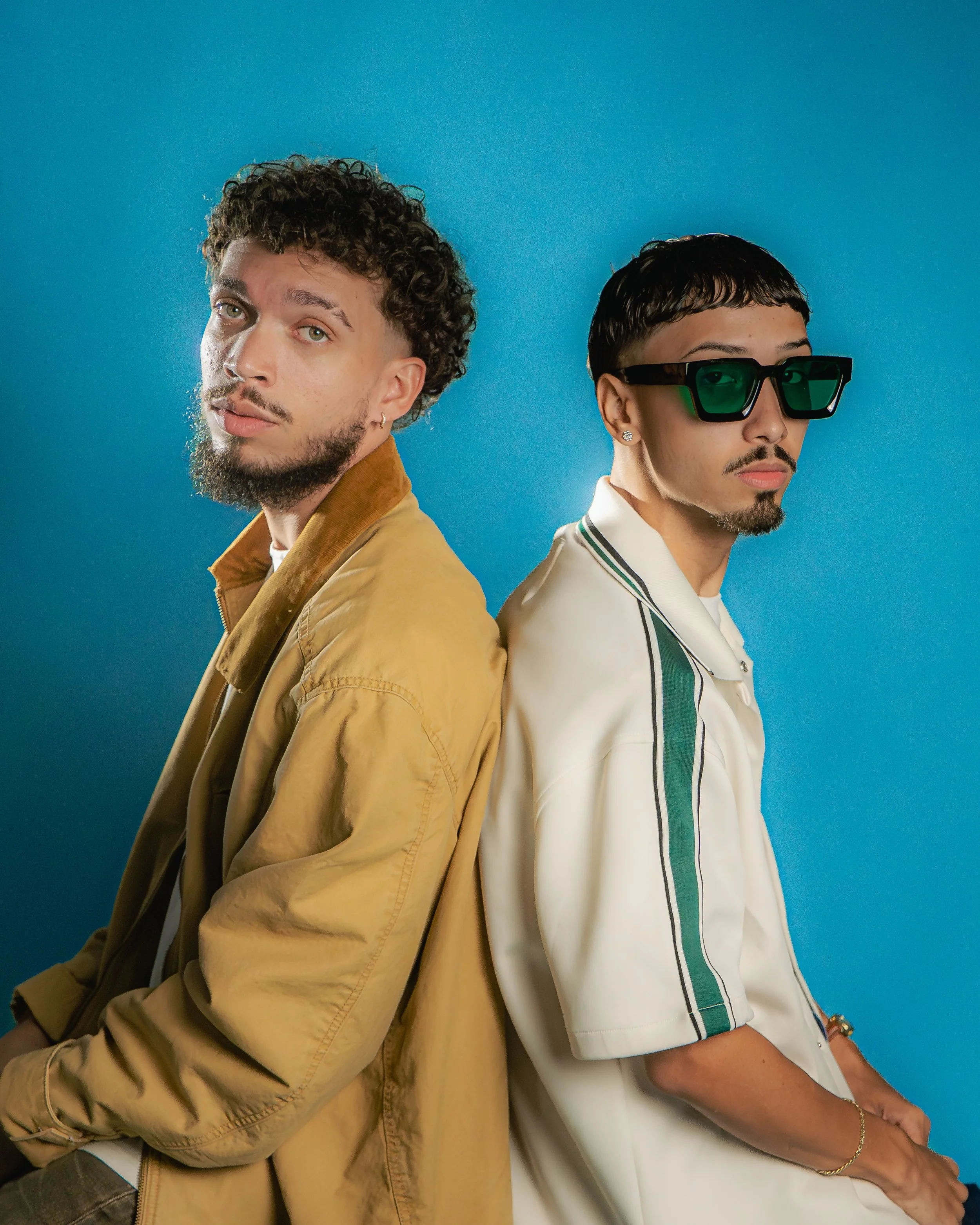 💤💤&iquest;Nos extra&ntilde;aron? Eso es bueno&hellip; 💿⚖️🙏
Muchas cosas pasando detr&aacute;s del tel&oacute;n. Ya pronto se enteran&hellip; 👀👀🎶🔨🎥
Mientras, fotos. 🔥🔥
@ramses_pd_ 📸
EL RANCH&Oslash; 00777